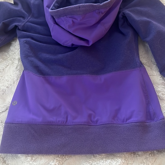 Lululemon zip up jacket - Picture 4 of 4